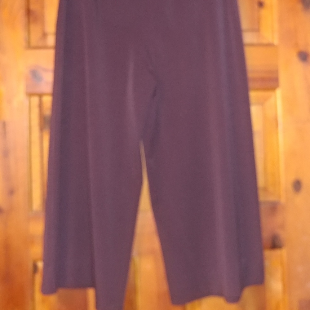 💙3/$25💙NWOT Rafaello capris - Picture 2 of 4